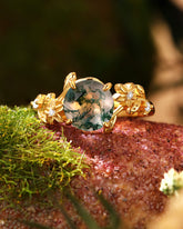 LANSIRA Moss Agate Round Shaped Floral Leaf Vine Engagement Ring